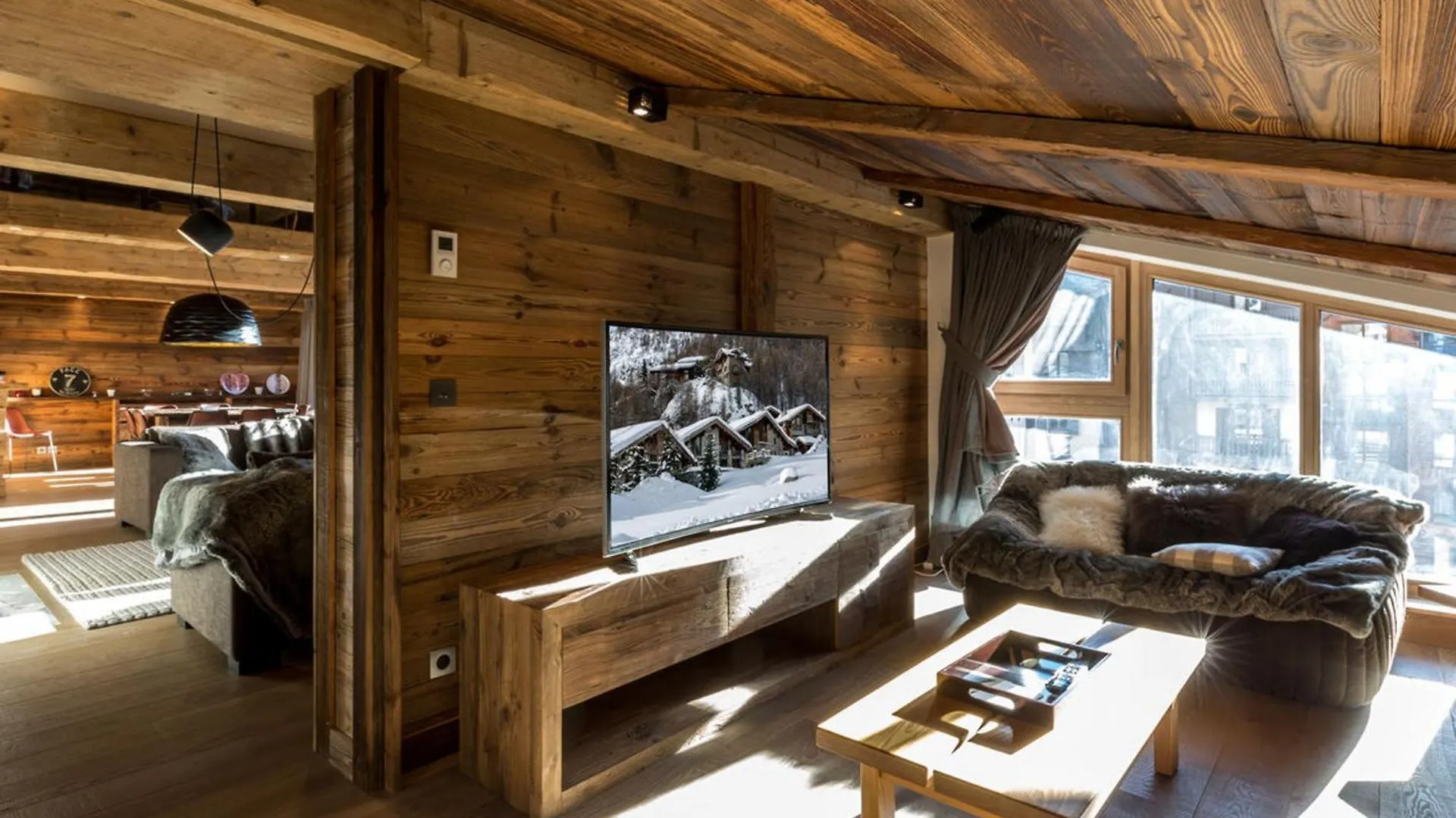 Chalet De Luxe 5 Pieces Avec Cheminee Et Conciergerie A Val-D'Isere - Fr-1-694-23 Apartment